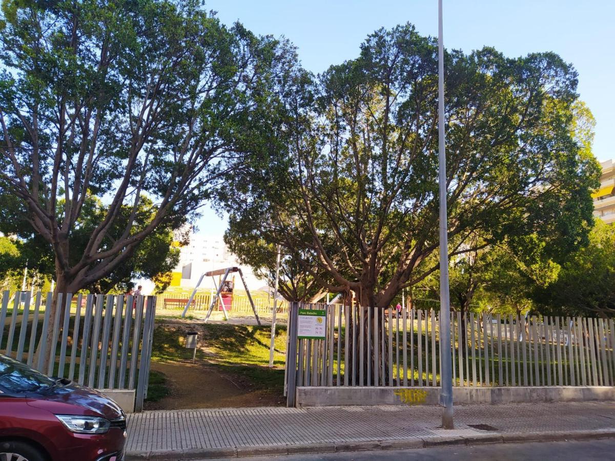 Apartamento Paradise Solo Familias Gandía Kültér fotó