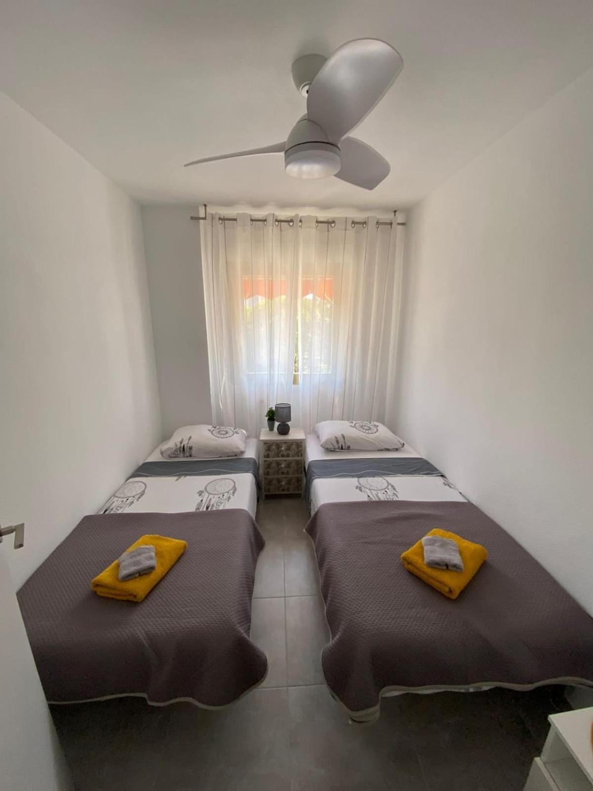 Apartamento Paradise Solo Familias Gandía Kültér fotó