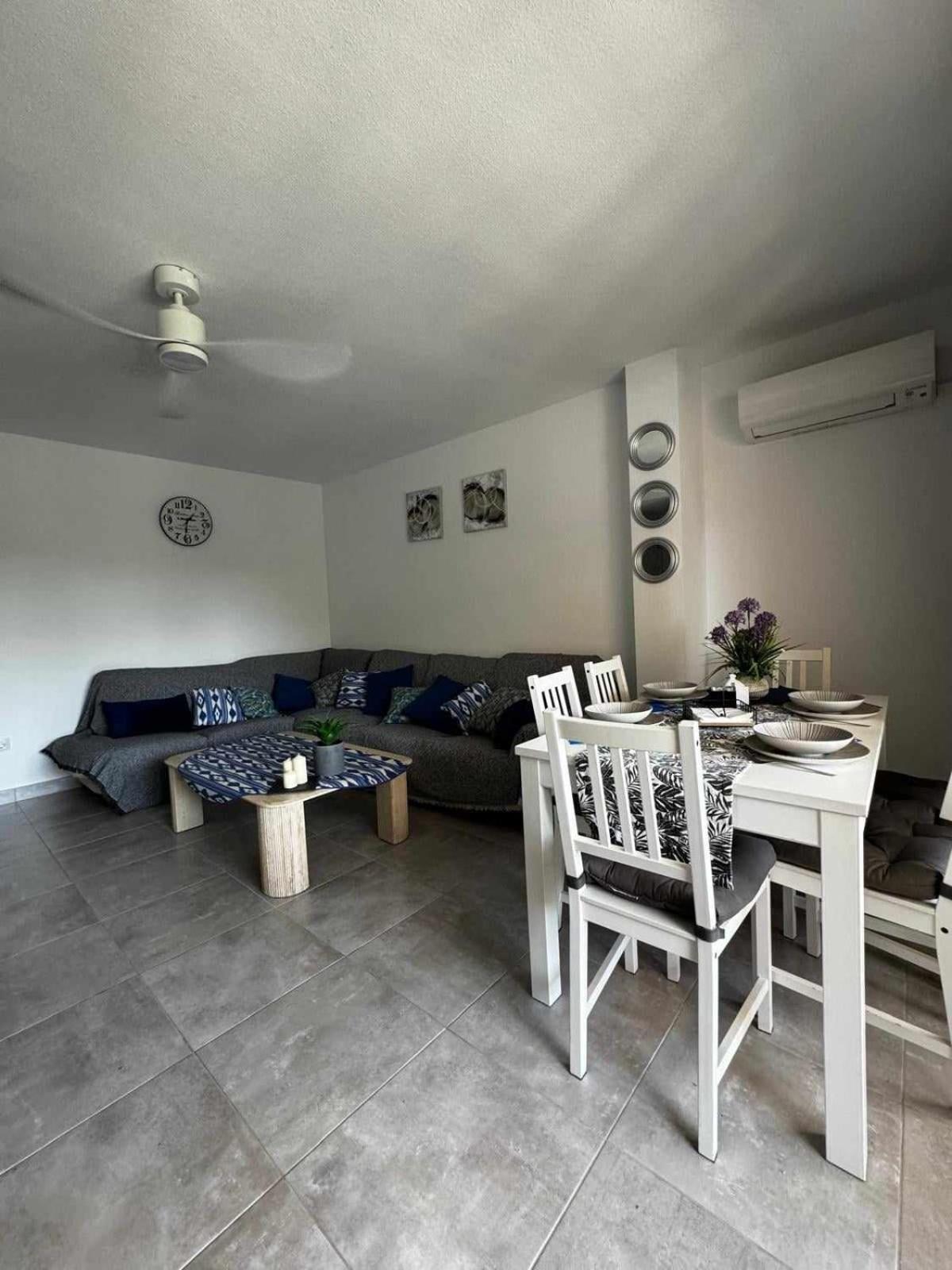 Apartamento Paradise Solo Familias Gandía Kültér fotó